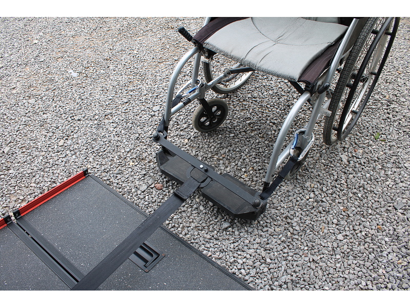 Peugeot Allure - Allied Horizon RE wheelchair car - 6 speed manual - rear park camera - low miles 1.5 5dr WAV Manual Diesel