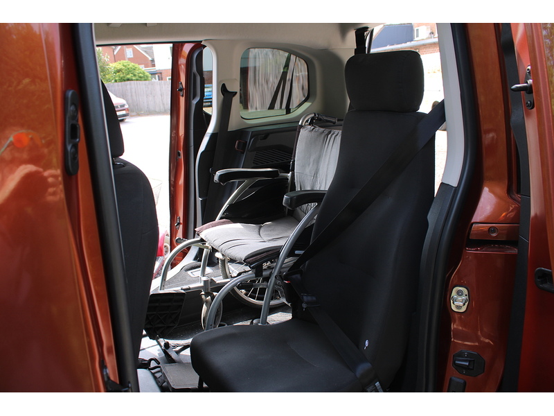 Peugeot Allure Allied Horizon RE Wheelchair access car - GREAT VALUE FOR MONEY 1.5 5dr wav Manual Diesel