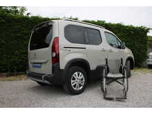 Peugeot Rifter Allure - Allied Horizon RE - Great looking wheelchair access car