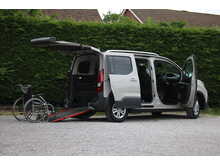 Peugeot Rifter Allure - Allied Horizon RE - Great looking wheelchair access car