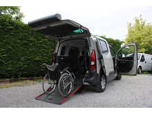 Peugeot Rifter Allure - Allied Horizon RE - Great looking wheelchair access car