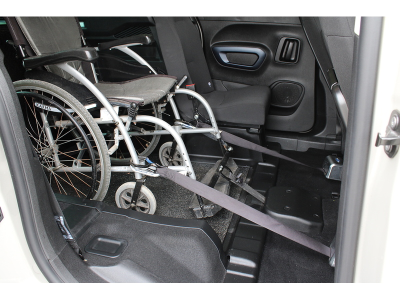 Peugeot Allure - Allied Horizon RE - Great looking wheelchair access car 1.5 5dr WAV Manual Diesel
