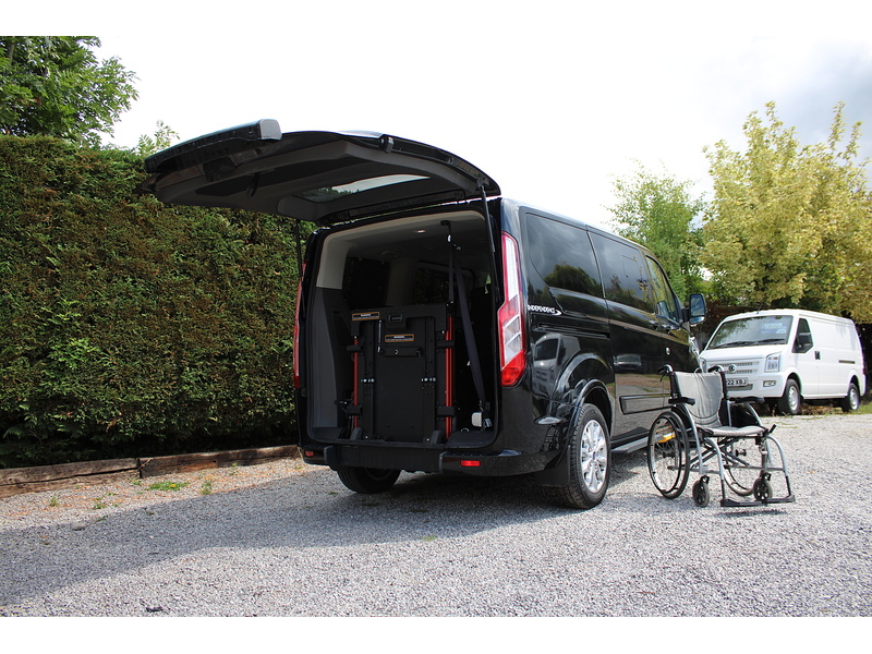 Ford Allied Independence - Very practical 6 seats plus one wheelchair car - Ultra low miles 2.0 5dr wav Manual Diesel