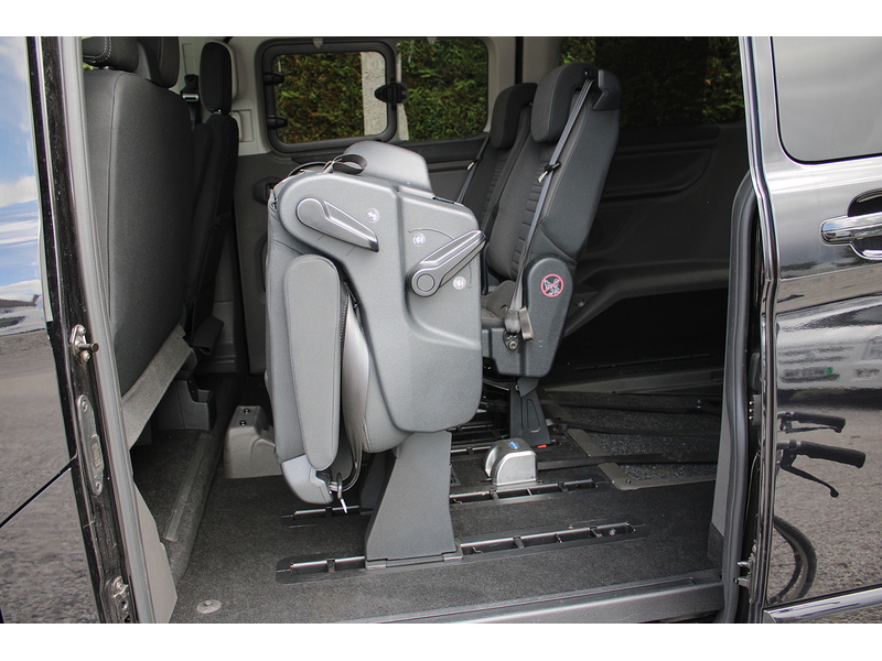 Ford Allied Independence - Very practical 6 seats plus one wheelchair car - Ultra low miles 2.0 5dr wav Manual Diesel