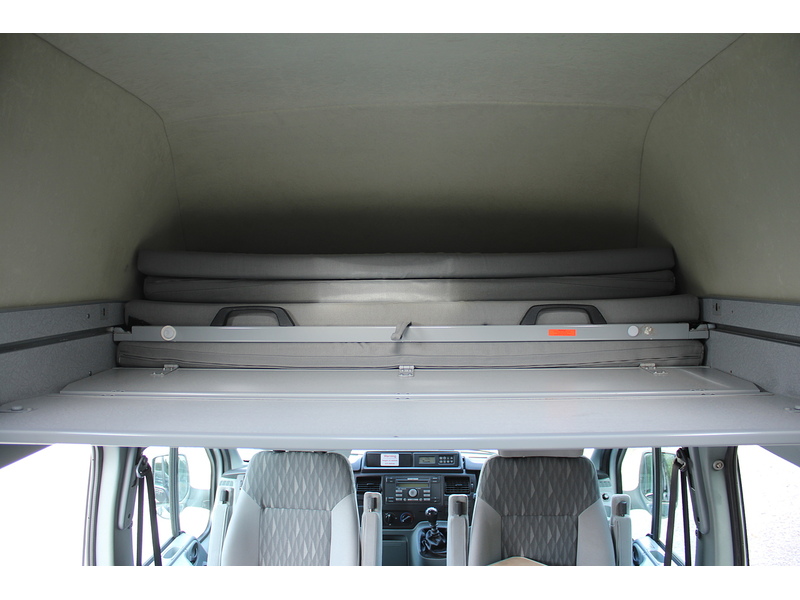 Westfalia Nugget Hi Top 4 berth Camper Van - STUNNING CONDITION THROUGHOUT - 30