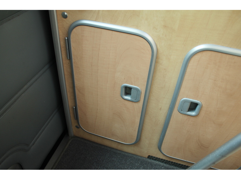 Westfalia Nugget Hi Top 4 berth Camper Van - STUNNING CONDITION THROUGHOUT - 33