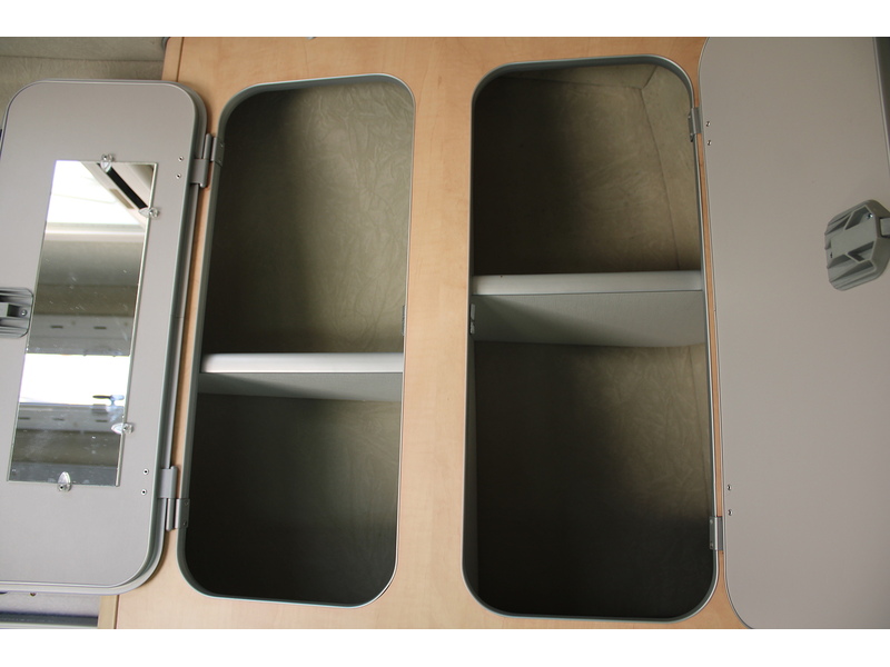 Westfalia Nugget Hi Top 4 berth Camper Van - STUNNING CONDITION THROUGHOUT - 45