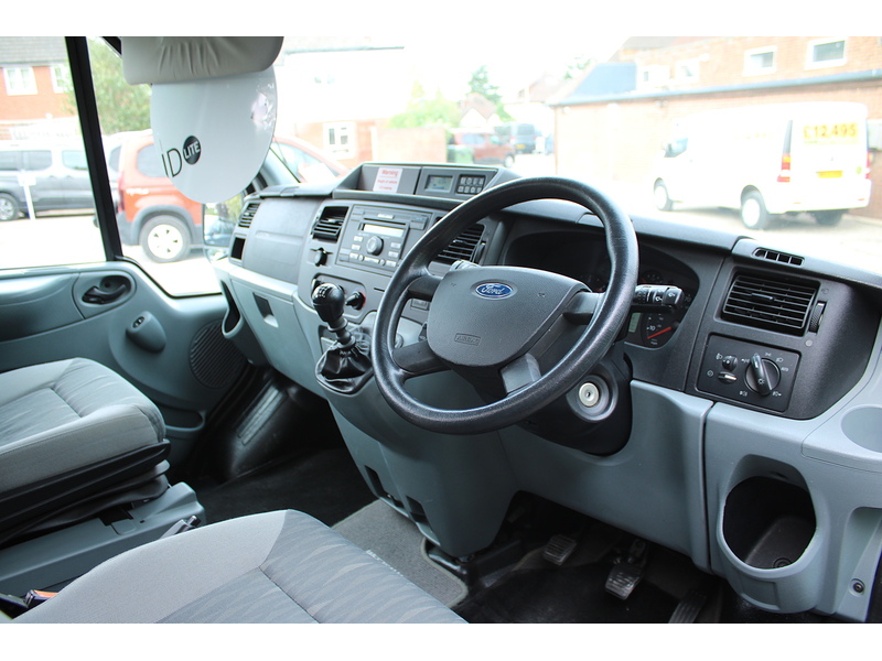 Westfalia Nugget Hi Top 4 berth Camper Van - STUNNING CONDITION THROUGHOUT - 70