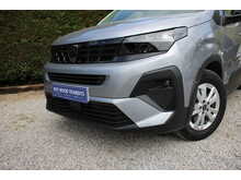 Peugeot Rifter Allied Horizon RE - Latest model, great looking Wheelchair access car