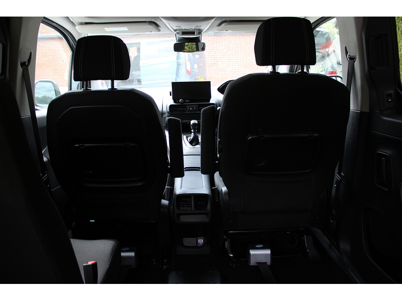 Peugeot Allied Horizon RE - Latest model, great looking Wheelchair access car 1.5 5dr WAV Manual Diesel