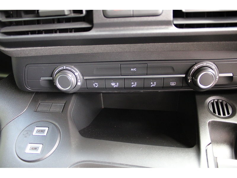 Peugeot Allied Horizon RE - Latest model, great looking Wheelchair access car 1.5 5dr WAV Manual Diesel