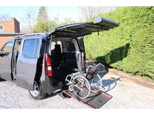 Peugeot Rifter Allure - Allied Horizon RE - Diesel Auto Wheelchair access car