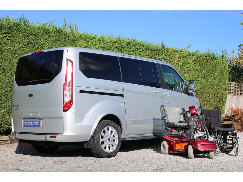 Ford McMeel Family - 4 seats plus one wheelchair - Rare single passenger seat 2.0 5dr wav Automatic Diesel