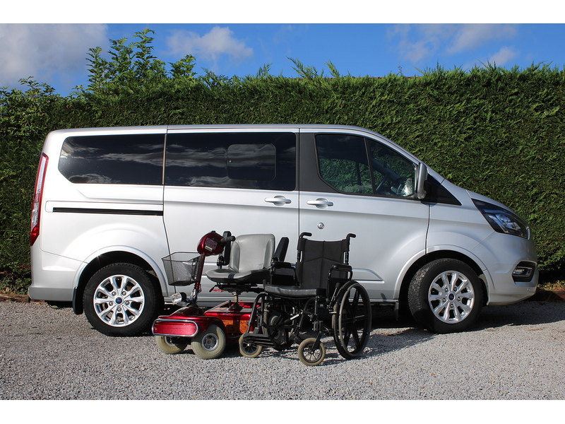 Ford McMeel Family - 4 seats plus one wheelchair - Rare single passenger seat 2.0 5dr wav Automatic Diesel