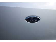 Ford Tourneo Custom McMeel Family - 4 seats plus one wheelchair - Rare single passenger seat