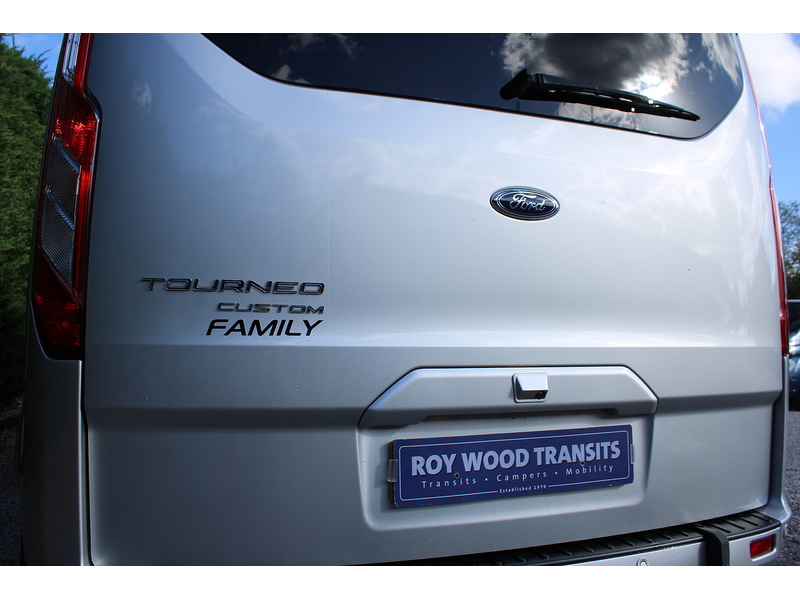 Ford McMeel Family - 4 seats plus one wheelchair - Rare single passenger seat 2.0 5dr wav Automatic Diesel