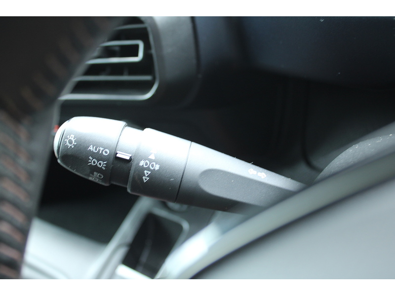 Peugeot Allure XL Allied Horizon RS 5 seats plus one wheelchair access car 1.5 5dr WAV Manual Diesel