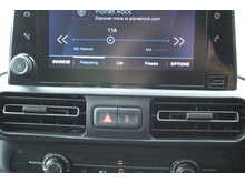 Peugeot Rifter Allure XL Allied Horizon RS 5 seats plus one wheelchair access car