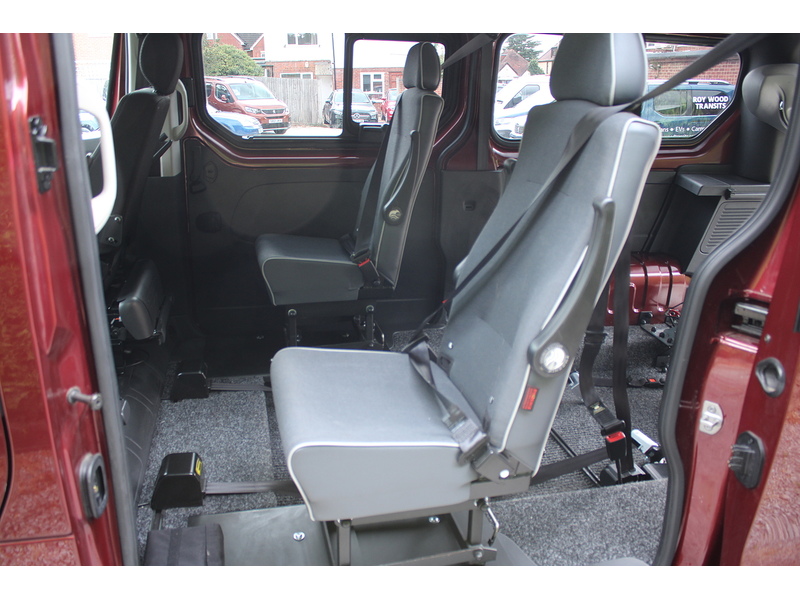 Renault LL30 Business - RARE Dual turney seat wheelchair access car 2.0 4dr wav Automatic Diesel