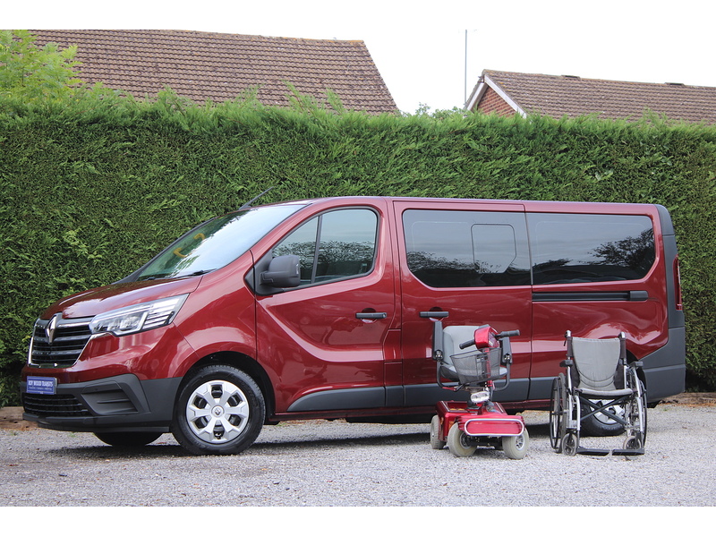 Renault LL30 Business - RARE Dual turney seat wheelchair access car 2.0 4dr wav Automatic Diesel