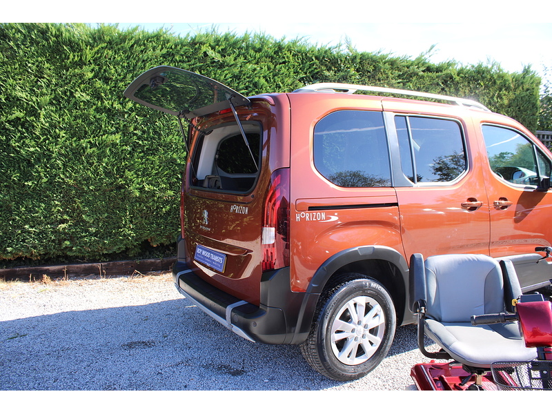 Peugeot Allure Allied Horizon RE - great value 2 seat plus one wheelchair car 1.5 5dr WAV Manual Diesel