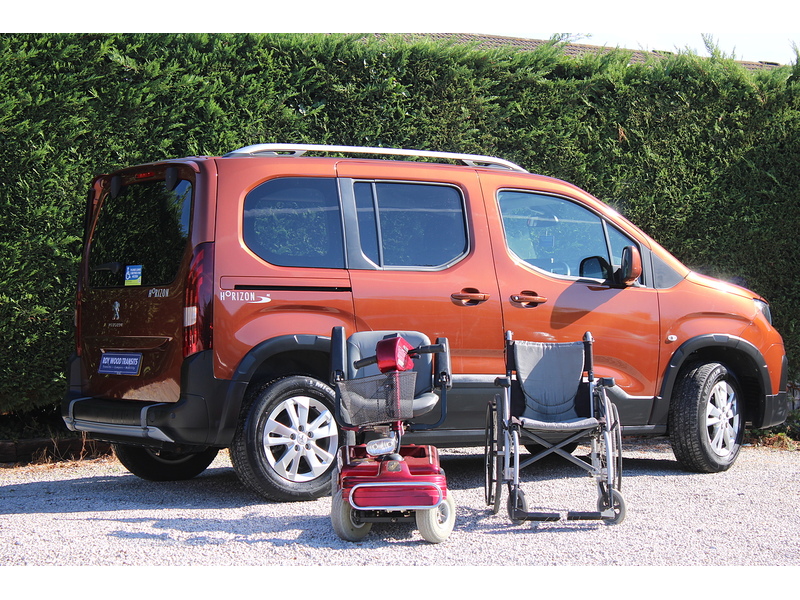 Peugeot Allure Allied Horizon RE - great value 2 seat plus one wheelchair car 1.5 5dr WAV Manual Diesel
