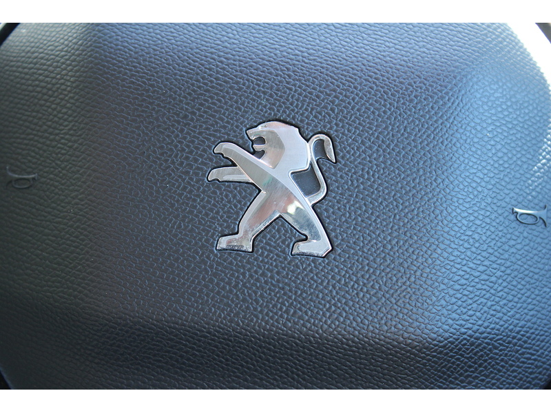Peugeot Allure Allied Horizon RE - great value 2 seat plus one wheelchair car 1.5 5dr WAV Manual Diesel