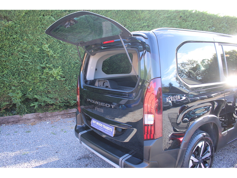 Peugeot GT Automatic Allied Horizon RE - RARE LWB 3 seater 1.5 5dr WAV Automatic Diesel