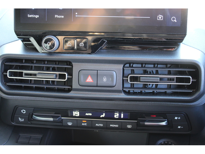 Peugeot GT Automatic Allied Horizon RE - RARE LWB 3 seater 1.5 5dr WAV Automatic Diesel