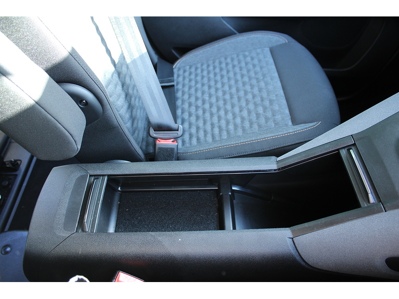 Peugeot GT Automatic Allied Horizon RE - RARE LWB 3 seater 1.5 5dr WAV Automatic Diesel