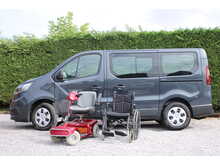 Renault Trafic Advance - Gowrings wheelchair access car - 4 fixed seats