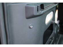 Renault Trafic Advance - Gowrings wheelchair access car - 4 fixed seats