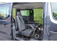Renault Trafic Advance - Gowrings wheelchair access car - 4 fixed seats