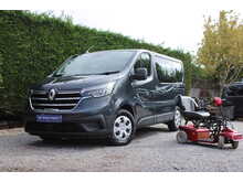 Renault Trafic Advance - Gowrings wheelchair access car - 4 fixed seats
