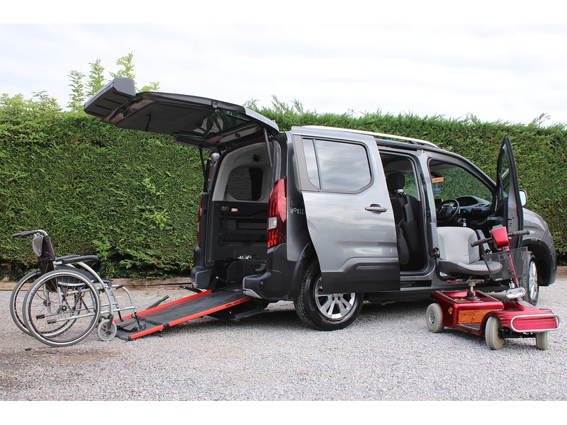 Peugeot Allure Petrol Automatic RARE Allied Horizon RS 5 seater 1.2 5dr MPV Automatic Petrol