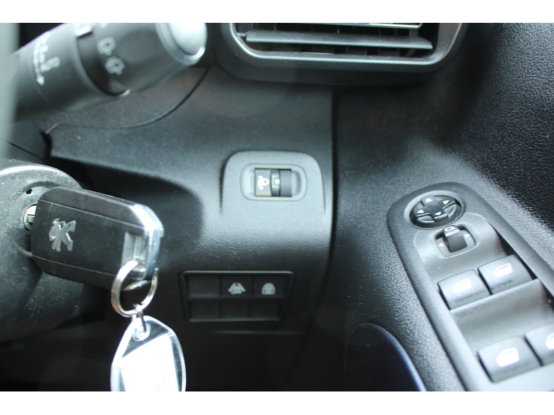 Peugeot Allure Petrol Automatic RARE Allied Horizon RS 5 seater 1.2 5dr MPV Automatic Petrol
