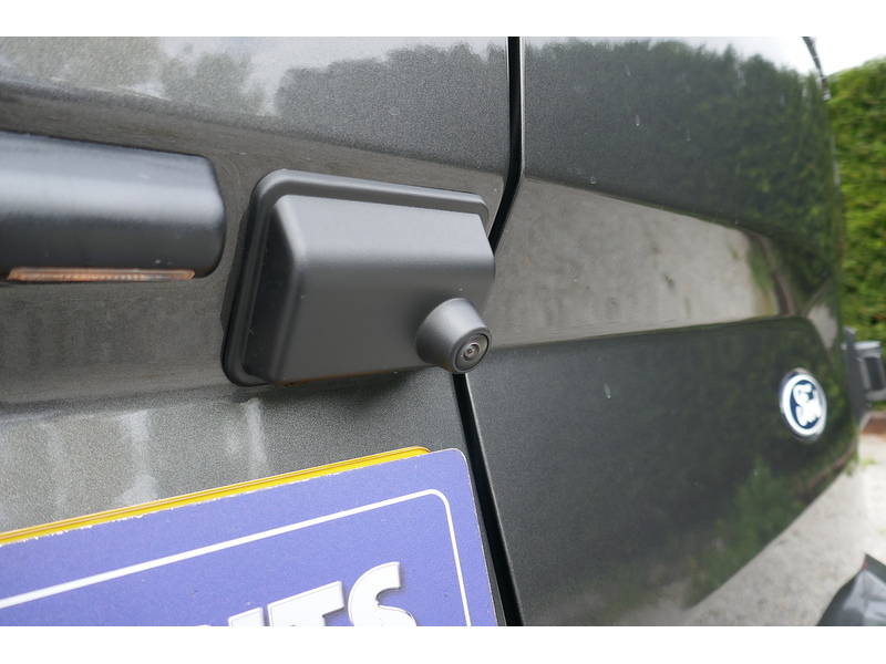 Ford L2 320 Limited Petrol Hybrid Auto Van - Low miles, Great to drive 2.5 5dr medium van Automatic Petrol Plug-in Hybrid