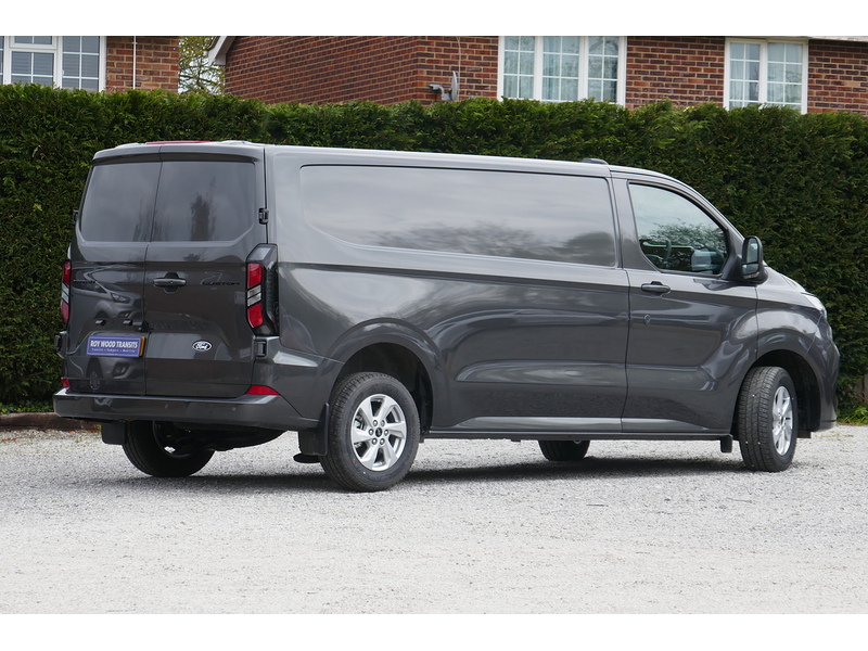 Ford L2 320 Limited Petrol Hybrid Auto Van - Low miles, Great to drive 2.5 5dr medium van Automatic Petrol Plug-in Hybrid