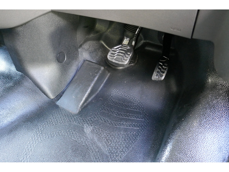 Ford 350 L3 H3 Limited 170ps Euro 6 AUTOMATIC FWD Diesel Van 2.0 5dr large van Automatic Diesel