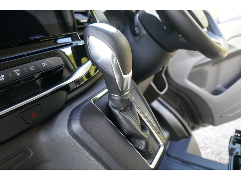 Ford 350 L3 H3 Limited 170ps Euro 6 AUTOMATIC FWD Diesel Van 2.0 5dr large van Automatic Diesel