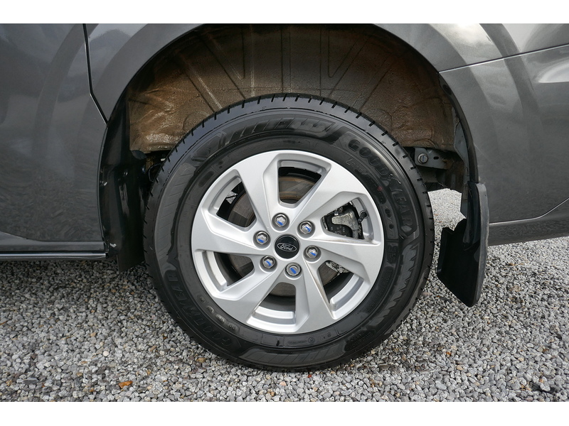 Ford 300 L1 Limited 136ps Euro 6 Diesel van 2.0 5dr medium van Manual Diesel