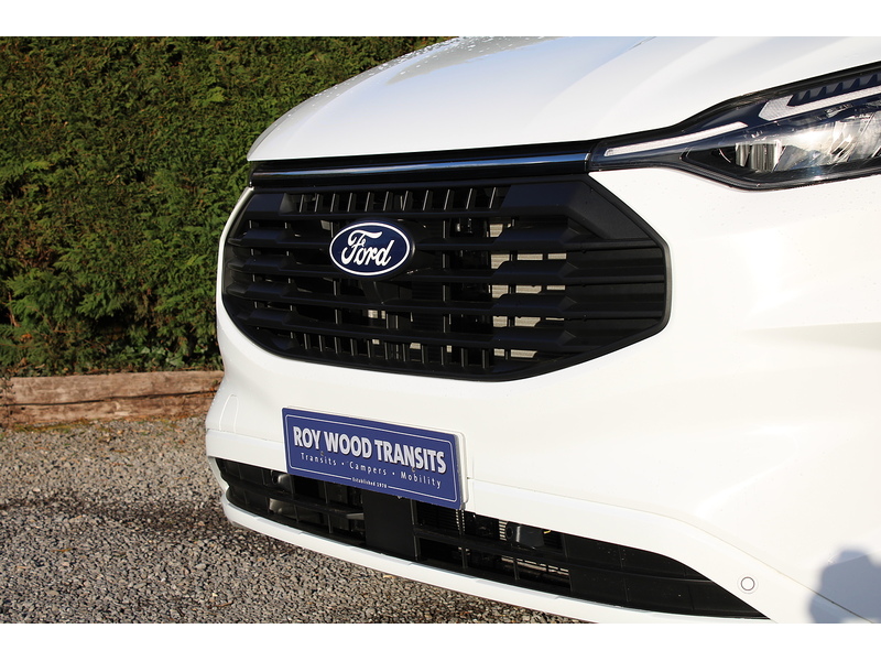 Ford 300 Limited L1 H1 136ps Euro 6 Diesel Van 2.0 5dr medium van Manual Diesel