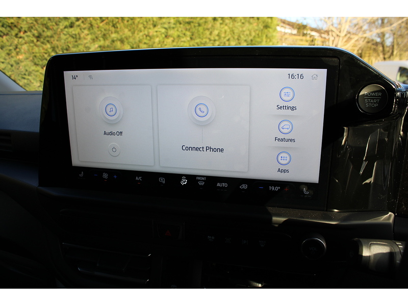 Ford 300 Limited L1 H1 136ps Euro 6 Diesel Van 2.0 5dr medium van Manual Diesel