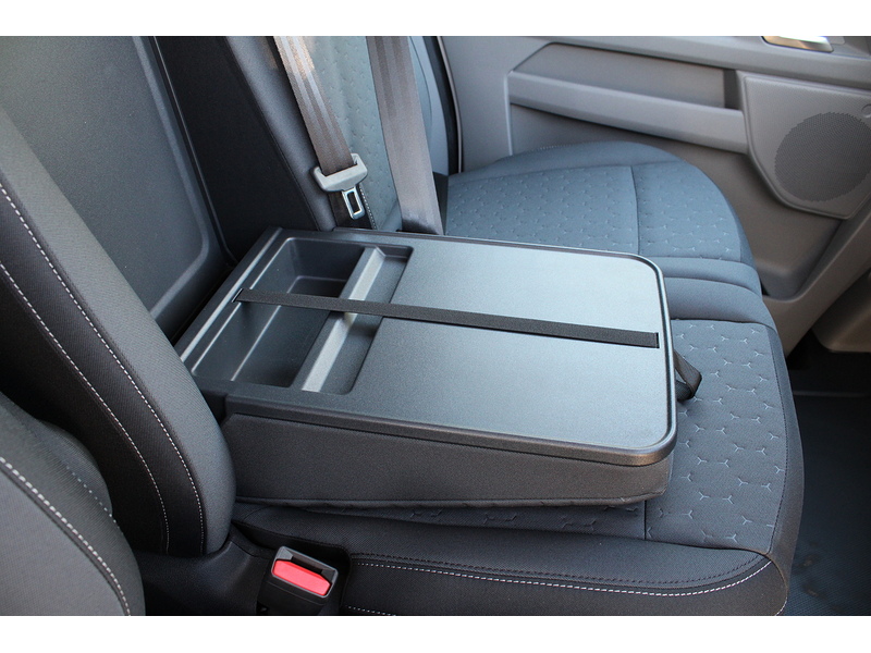 Ford 300 Limited L1 H1 136ps Euro 6 Diesel Van 2.0 5dr medium van Manual Diesel