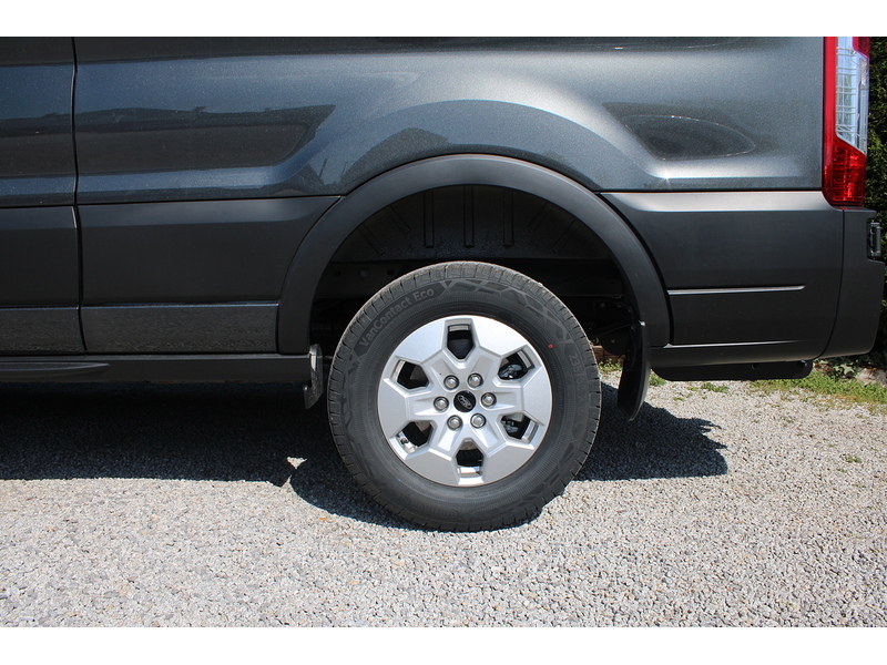 Ford 350 L3 H3 Limited 165ps Euro 6 AUTOMATIC 2.0 5dr large van Automatic Diesel