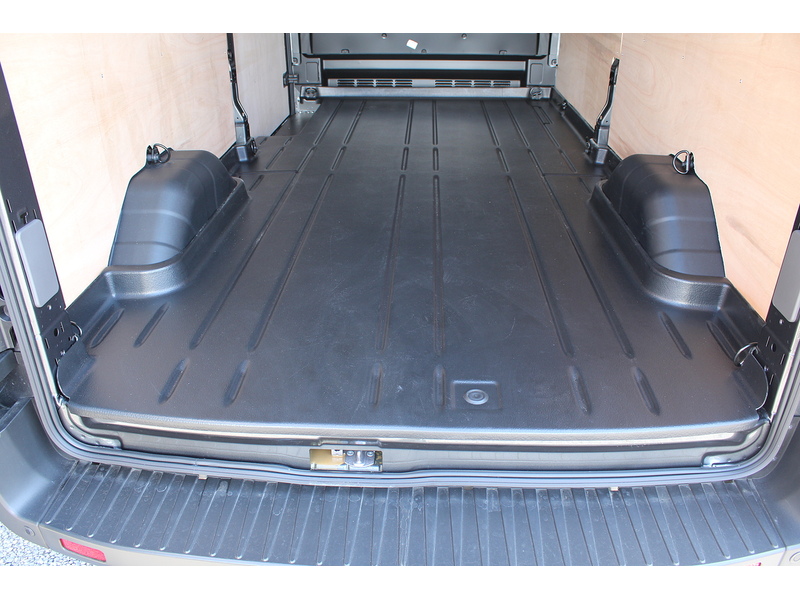 Ford 350 L3 H3 Limited 165ps Euro 6 AUTOMATIC 2.0 5dr large van Automatic Diesel