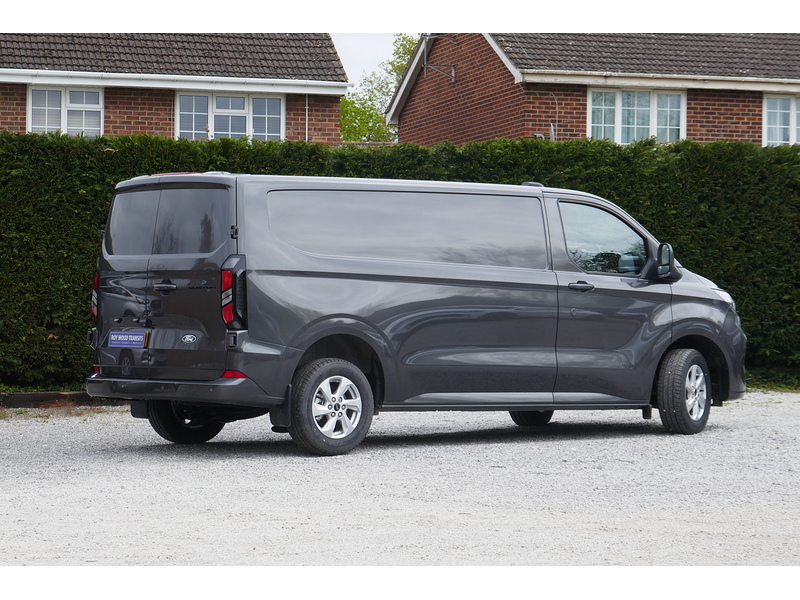 Ford 280 L2 H1 Limited 136ps Euro 6 Diesel Van 2.0 5dr medium van Manual Diesel