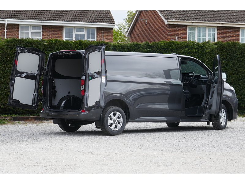 Ford 280 L2 H1 Limited 136ps Euro 6 Diesel Van 2.0 5dr medium van Manual Diesel