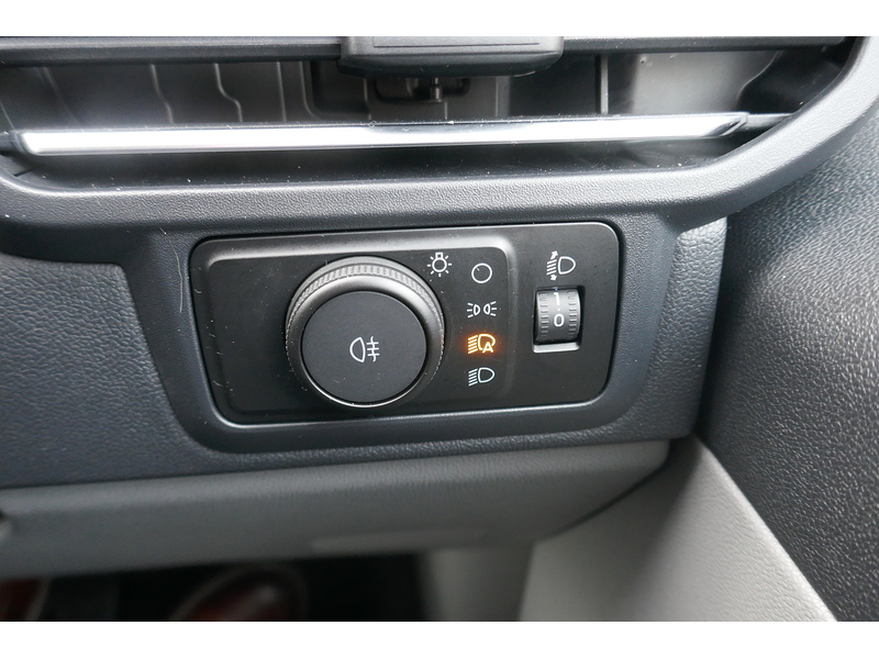 Ford 280 L1 Limited 136ps Van - Pre reg with delivery miles only 2.0 5dr medium van Manual Diesel