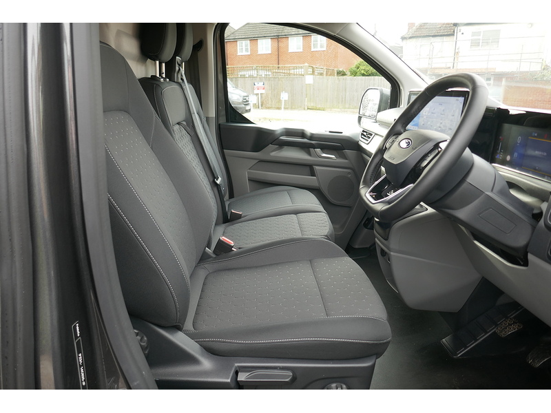 Ford 280 L1 Limited 136ps Van - Pre reg with delivery miles only 2.0 5dr medium van Manual Diesel